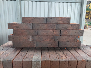 Кирпич лицевой Воротынск М150 1,0НФ умбра PRO 01 (утолщ. лиц. стенка) купить в "Строй-Ресурсе"