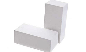 Кирпич силикатный лицевой полнотелый утолщенный белый упакованный М200 Могилевский КСИ купить в "Строй-Ресурсе"